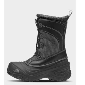 North Face youth alpenglow boots size 5 VGUC